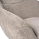 Fauteuil Bolonia Gris clair, en tissu pour le salon, en situation réelle