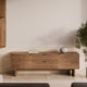 Mueble TV Tulsa Nogal madera en ambiente