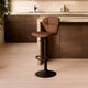 Taburete regulable Piper en ambiente