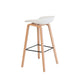 Taburete alto Ronie en ambiente